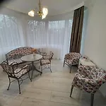 Rose Garden 4*