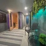 Rose Garden 4*