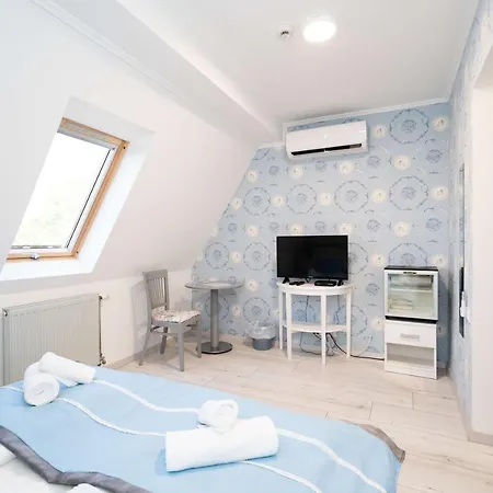 Bed & Breakfast Rose Garden 4*