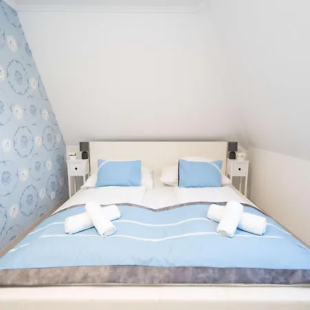 Rose Garden Bed & Breakfast Nyiregyhaza