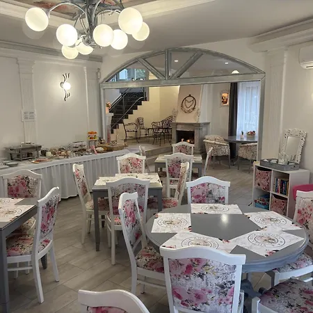 住宿加早餐酒店 Rose Garden *