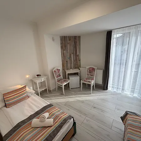 Rose Garden Bed and Breakfast Nyíregyháza