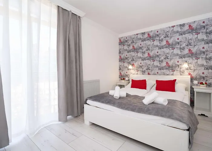 Rose Garden Bed & Breakfast 4*