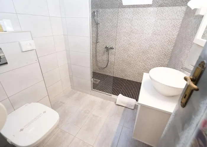 Rose Garden Bed & Breakfast Nyiregyhaza