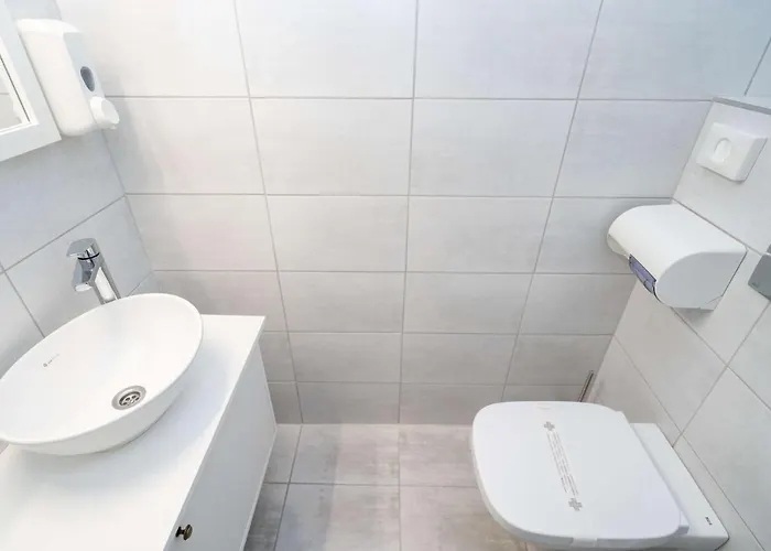 Bed & Breakfast Rose Garden