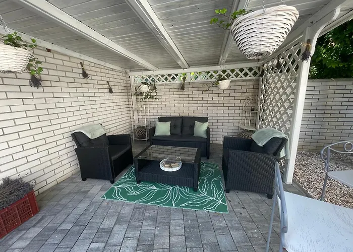 לינה וארוחת בוקר Rose Garden Nyíregyháza