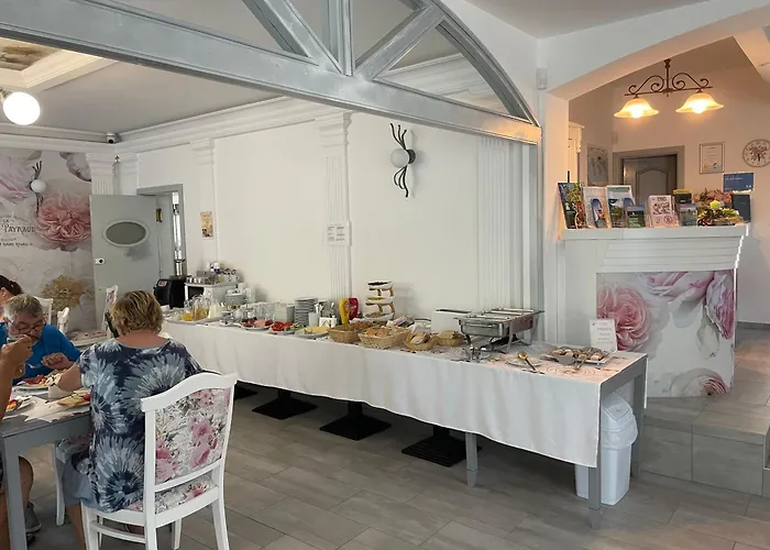 Rose Garden Bed & Breakfast